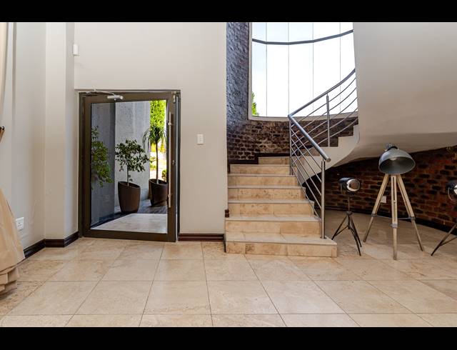 4 BEDROOM FREEHOLD FOR SALE IN SAGEWOOD